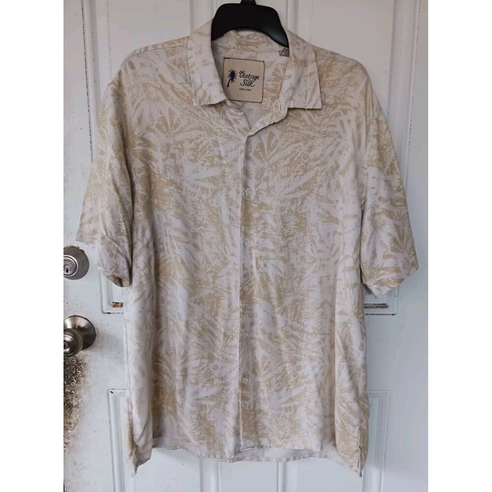 Vintage Silk Circa 1969 Mens 2XL Beige Hawaiian Shirt Short Sleeve Button Up